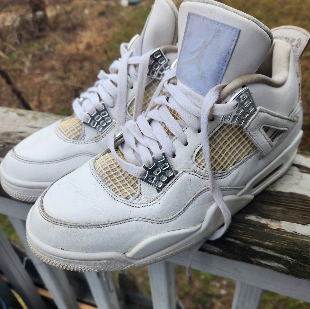 Air Jordan "Pure Money"